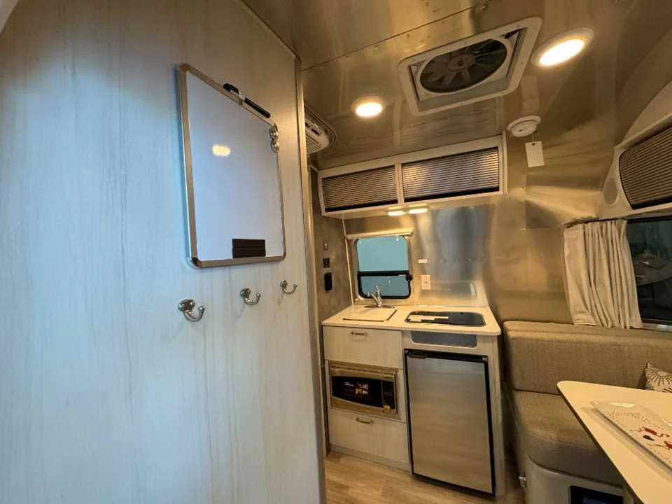 New 2026 SILVER AIRSTREAM  image 7
