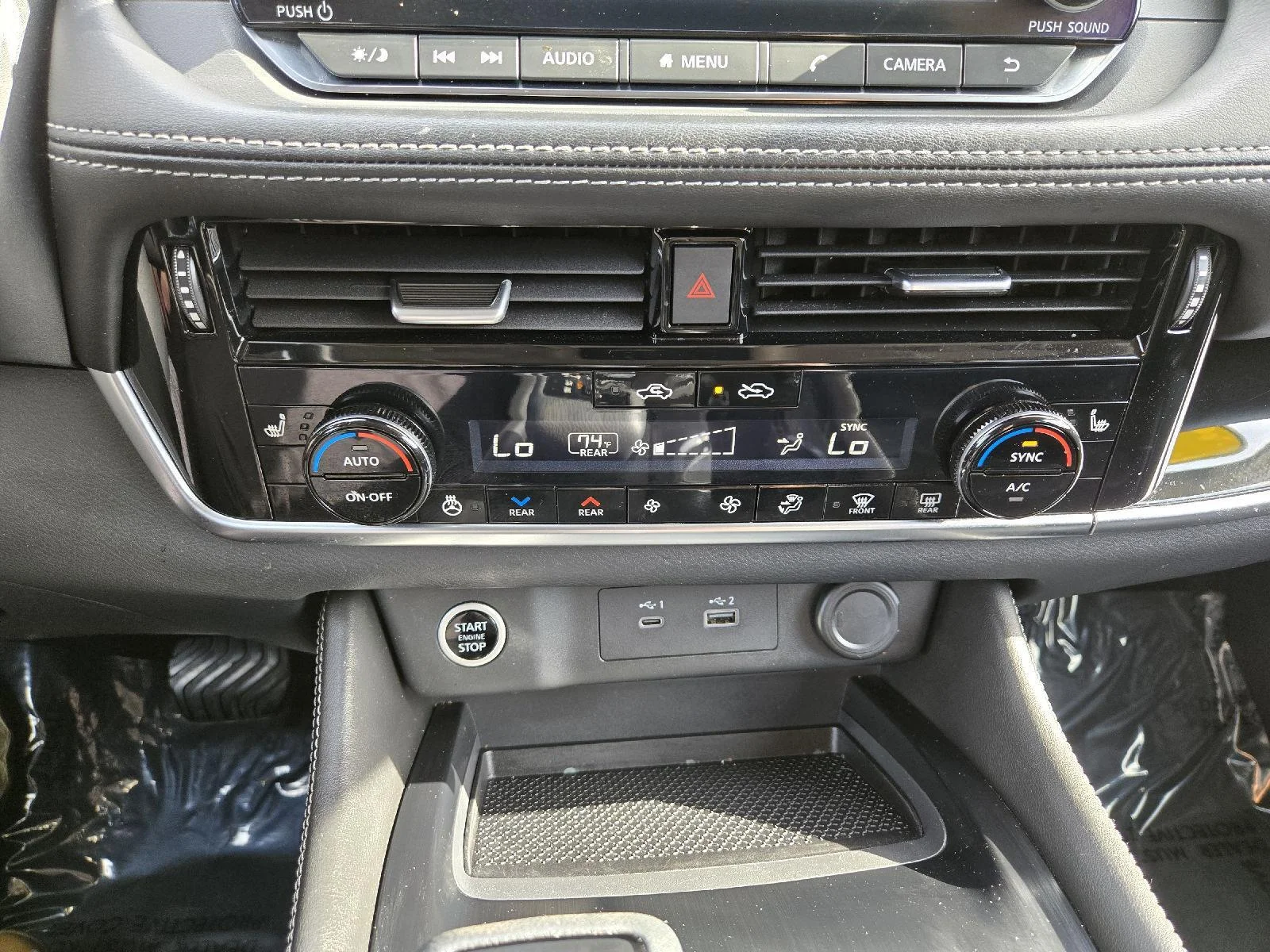 Used 2022 Super Black Nissan SL image 21