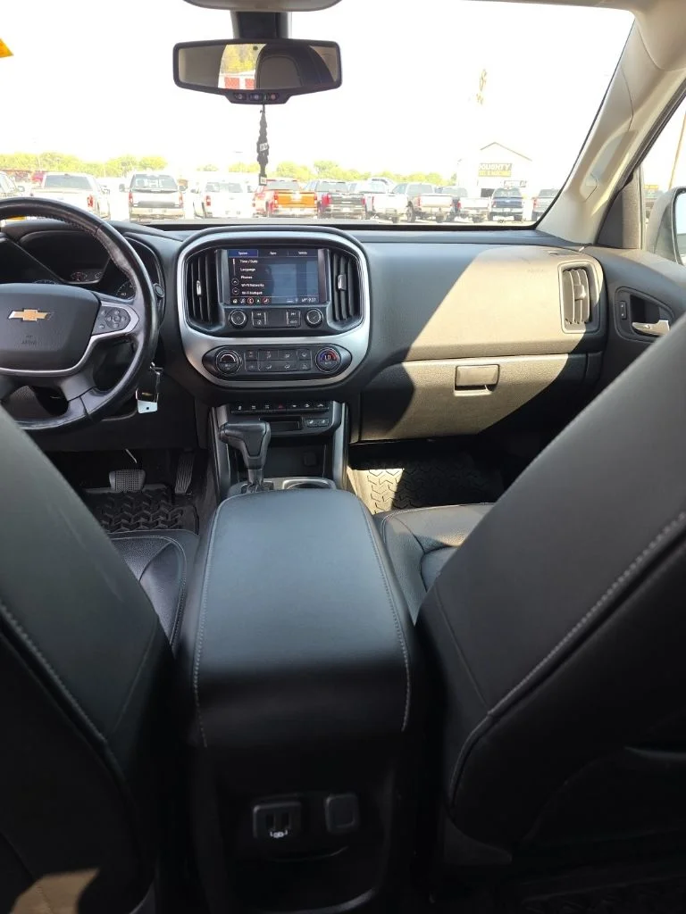 Used 2019 Steel Metallic Chevrolet ZR2 image 17