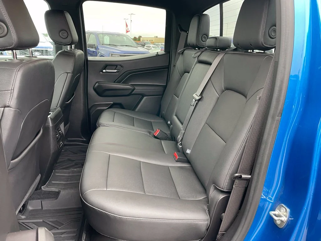 Used 2023 Blue Metallic GMC Elevation image 8