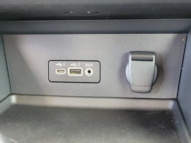 2022 Nissan Sentra SV - Photo 32