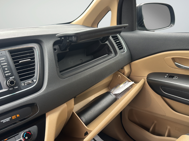 Used 2020 Black Kia EX image 36