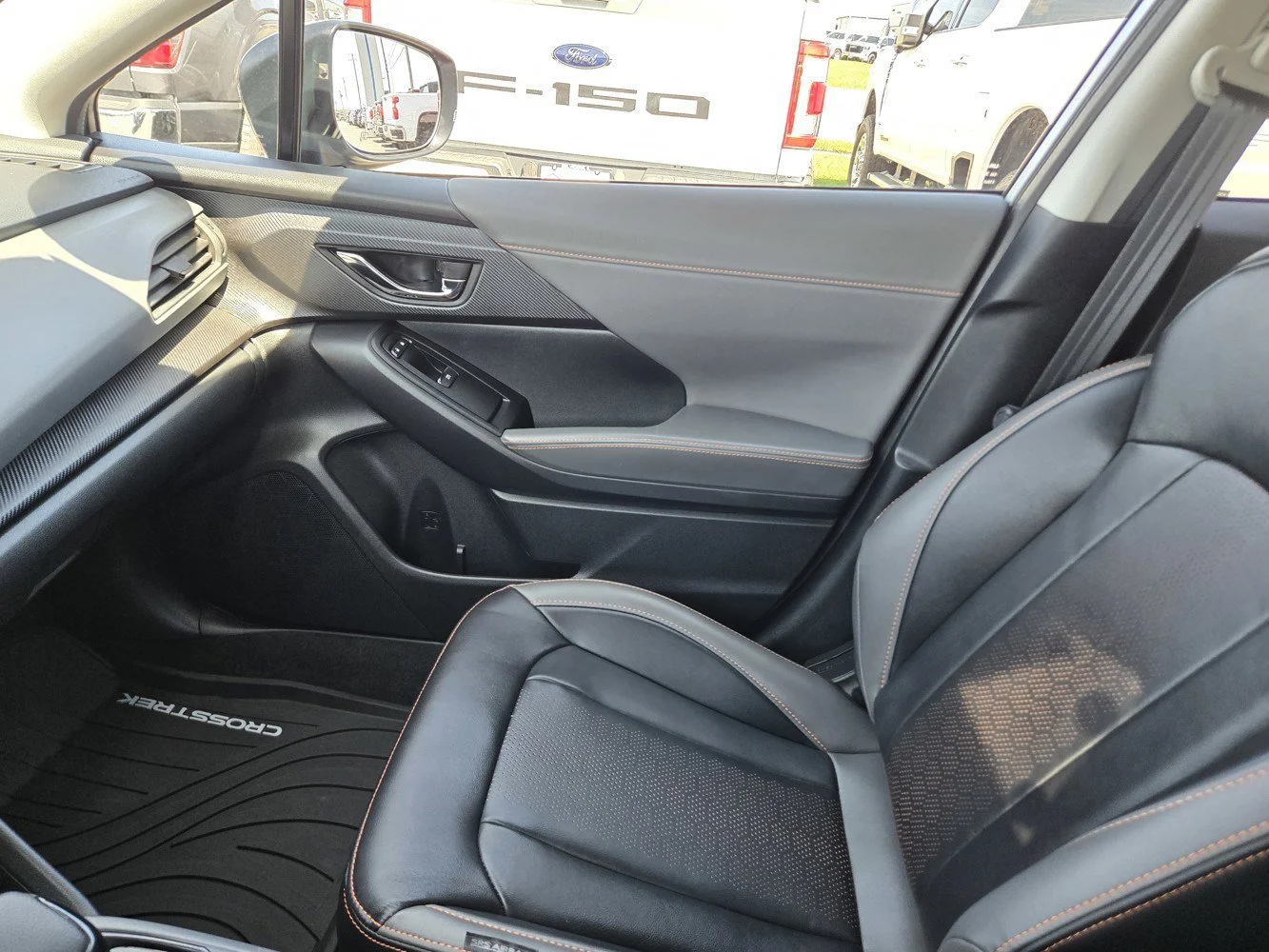 Used 2025 Ice Silver Metallic Subaru Limited image 15