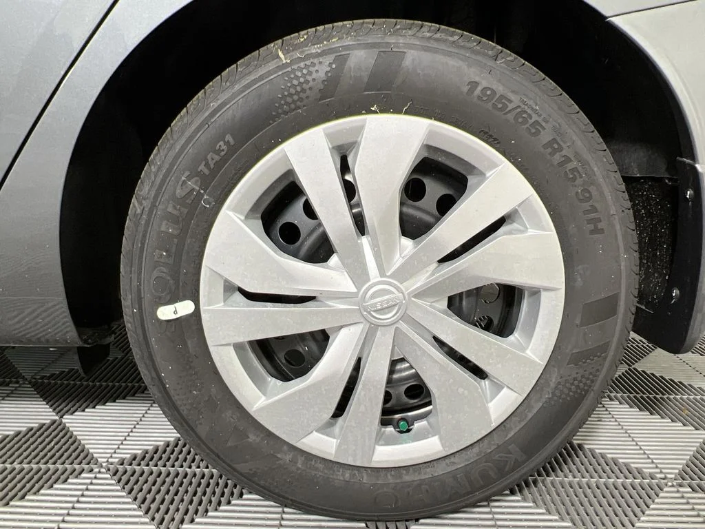 2025 Nissan Versa Sedan S - Photo 18
