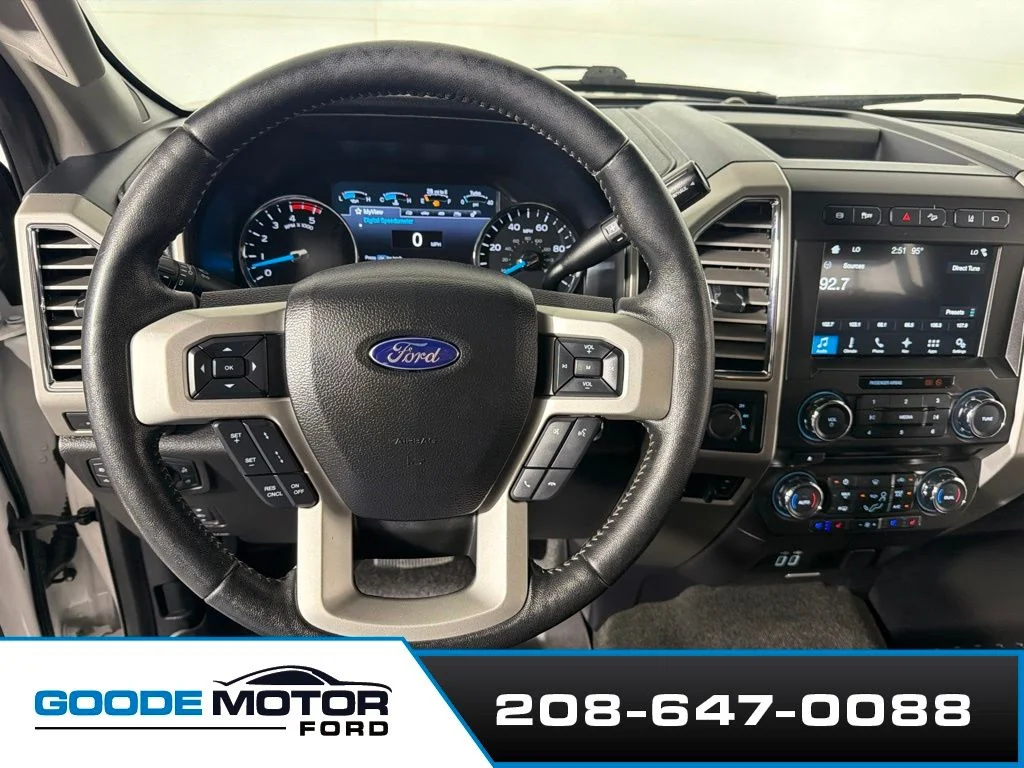 Certified Used 2017 White Platinum Clearcoat Metallic Ford Lariat image 13