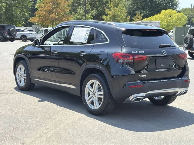 Used 2023  Mercedes-Benz GLA 250 image 11