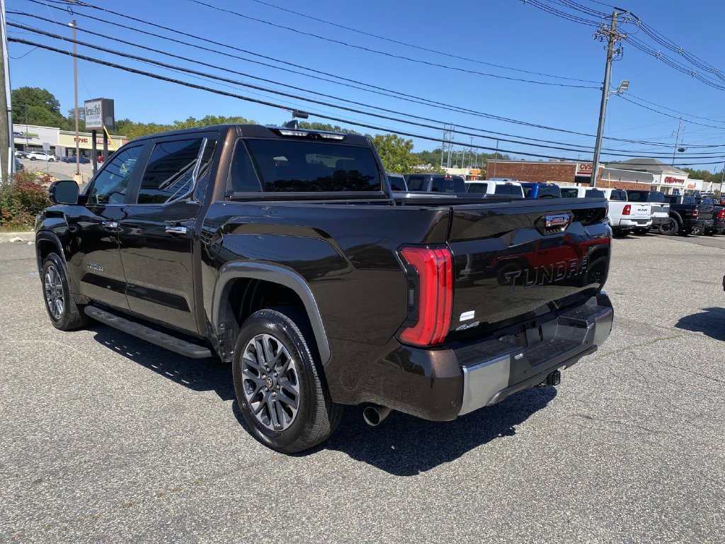 Certified Used 2025  Toyota Limited image 6