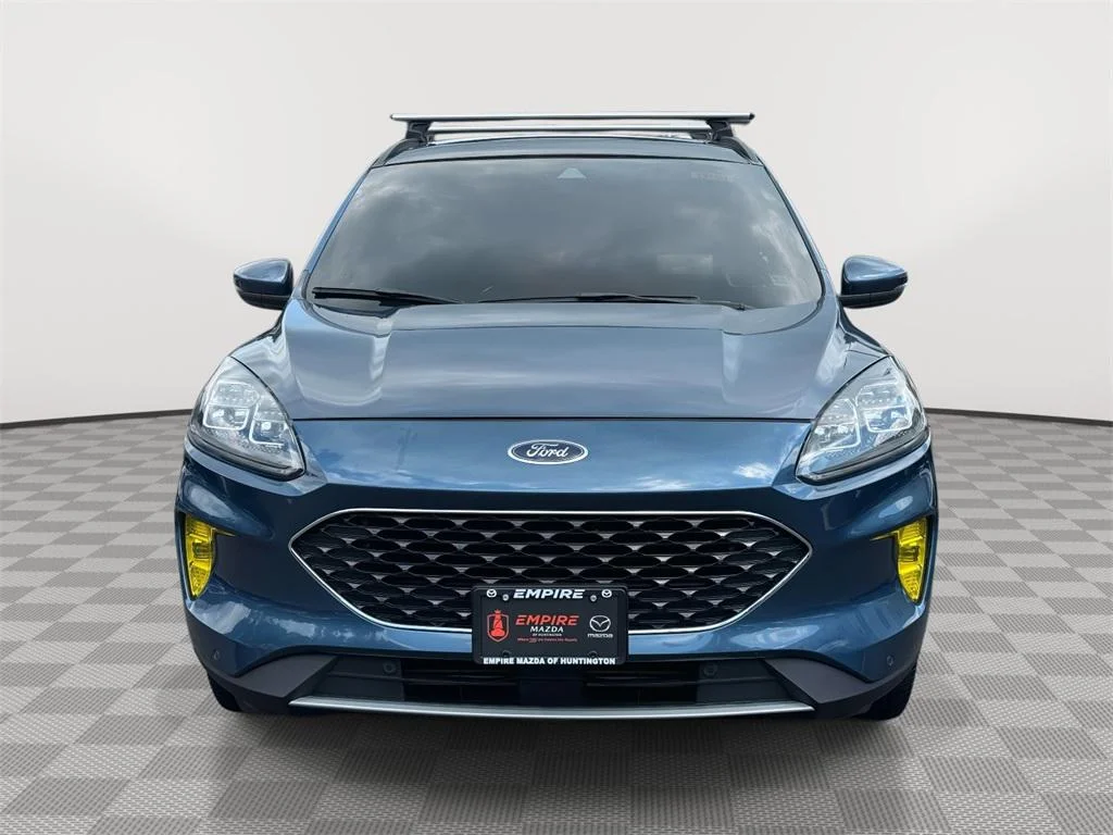Used 2020 Ford Escape Titanium with VIN 1FMCU9J9XLUC53922 for sale in Huntington Station, NY