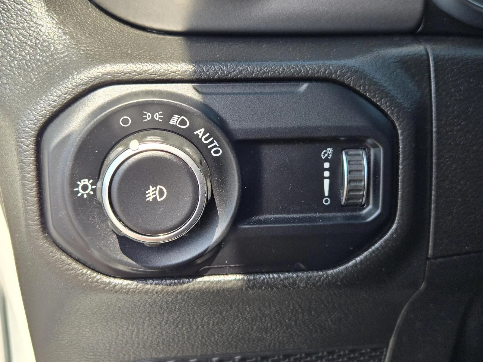 Used 2023 Bright White Clearcoat Jeep Freedom 4 Door 4x4 *Ltd Avail* image 20