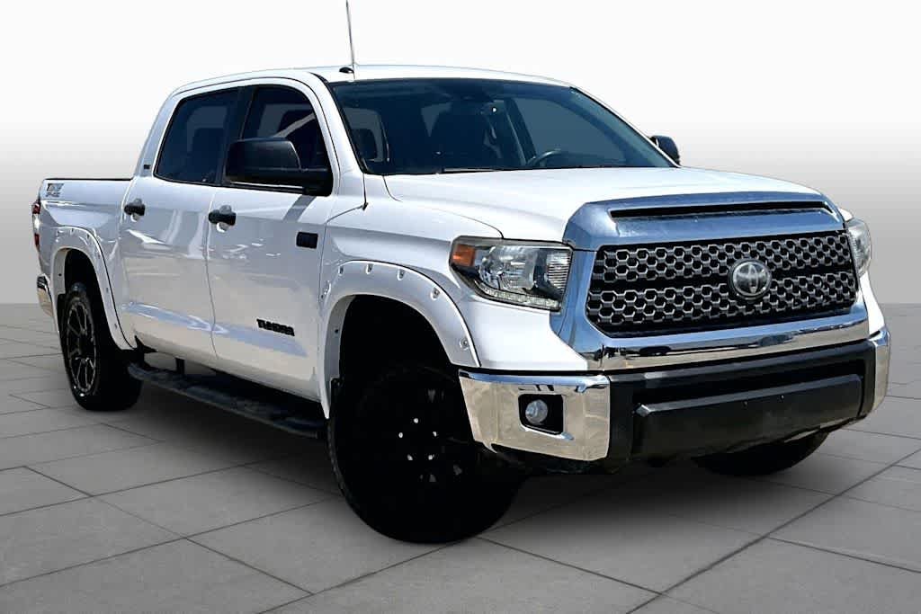 Used 2019 Super White Toyota SR5 image 3