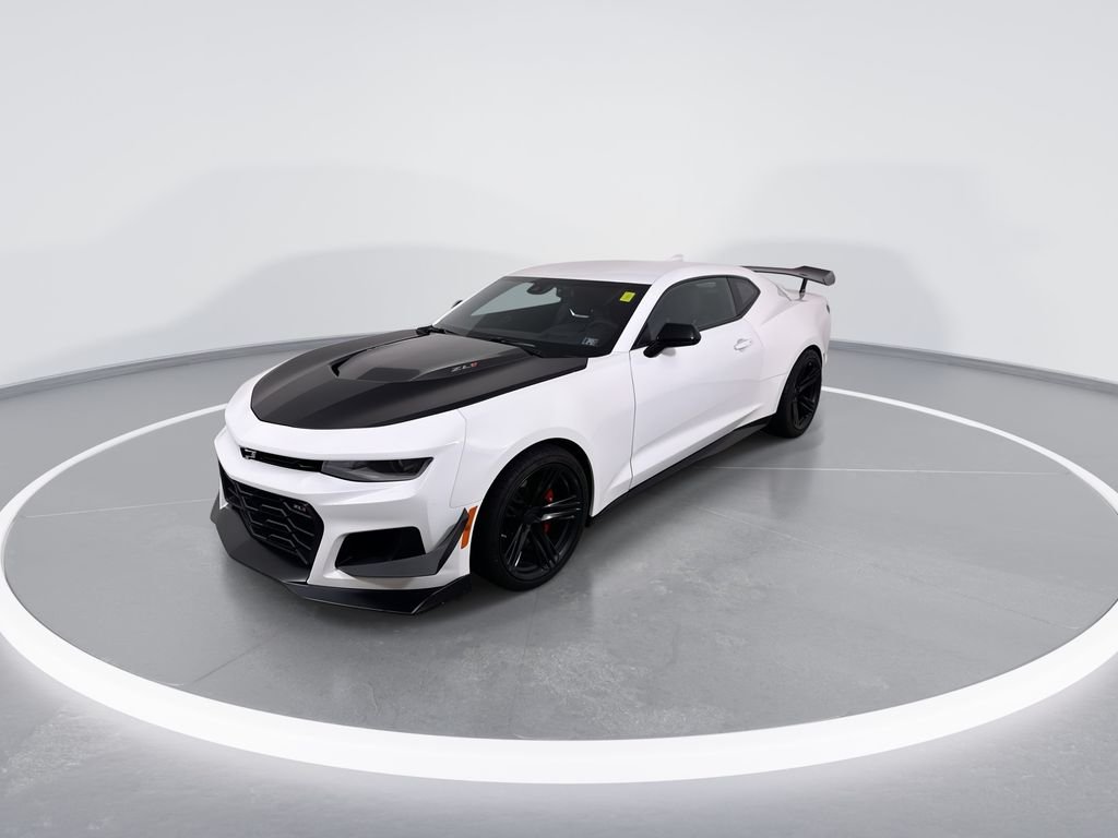 Used 2020 White Chevrolet ZL1 image 4
