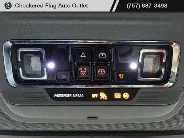 Used 2022 Black Metallic Lincoln Standard image 22