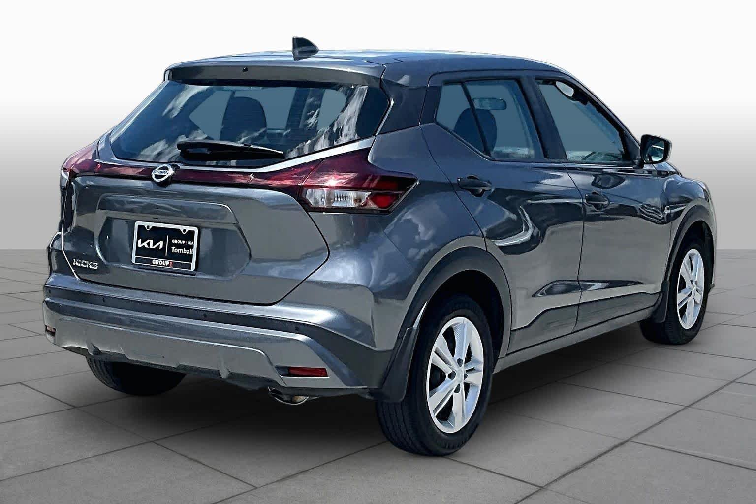 Used 2021 Gun Metallic Nissan S image 13