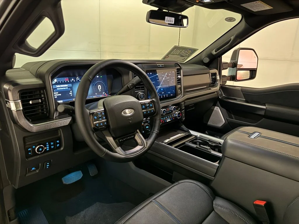 New 2026 Gray Ford Platinum image 33