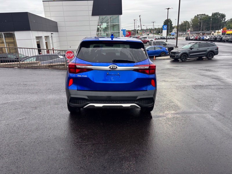 Used 2021 Blue Kia LX image 7