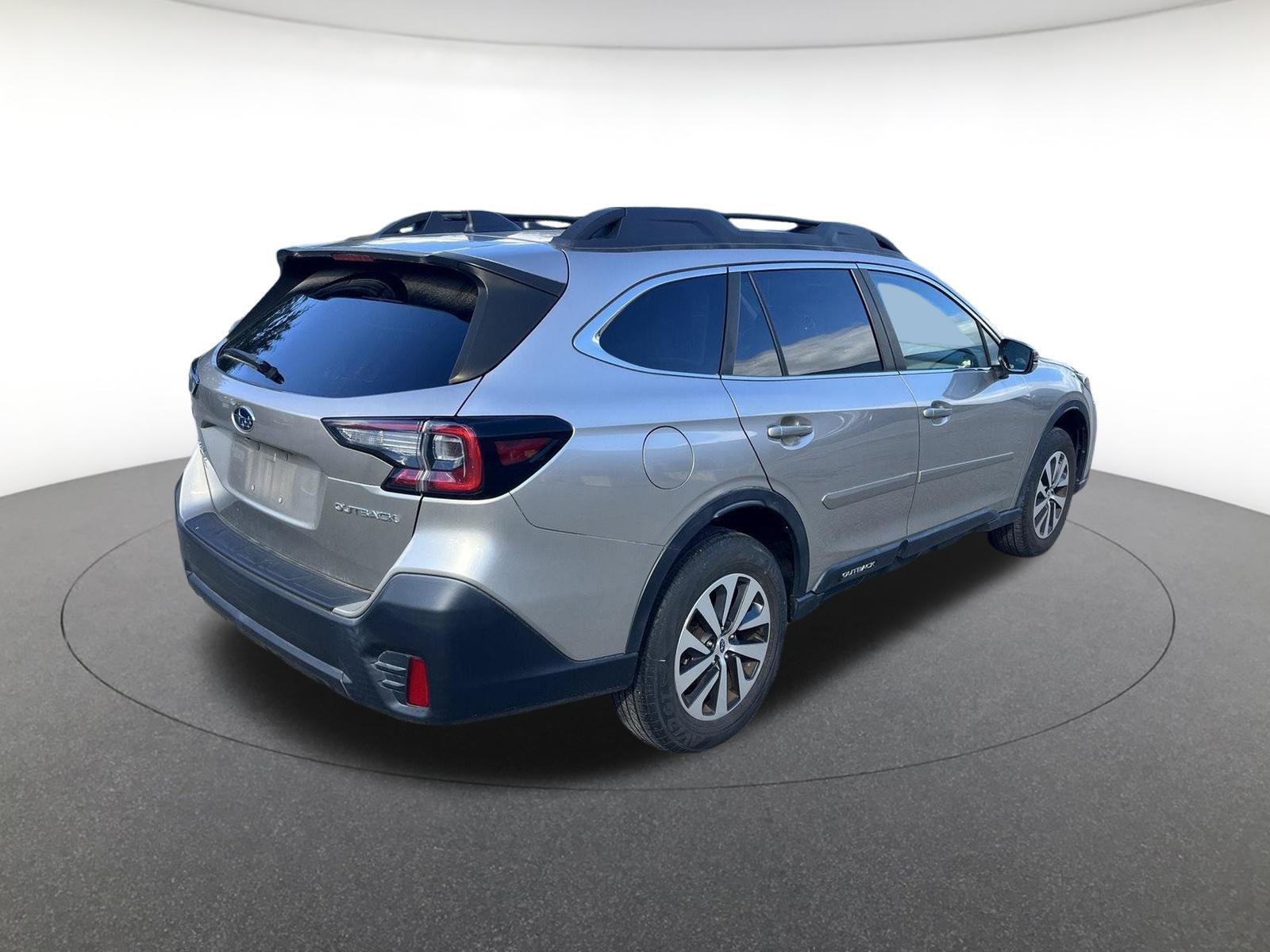 Used 2020 Tungsten Metallic Subaru Premium image 8