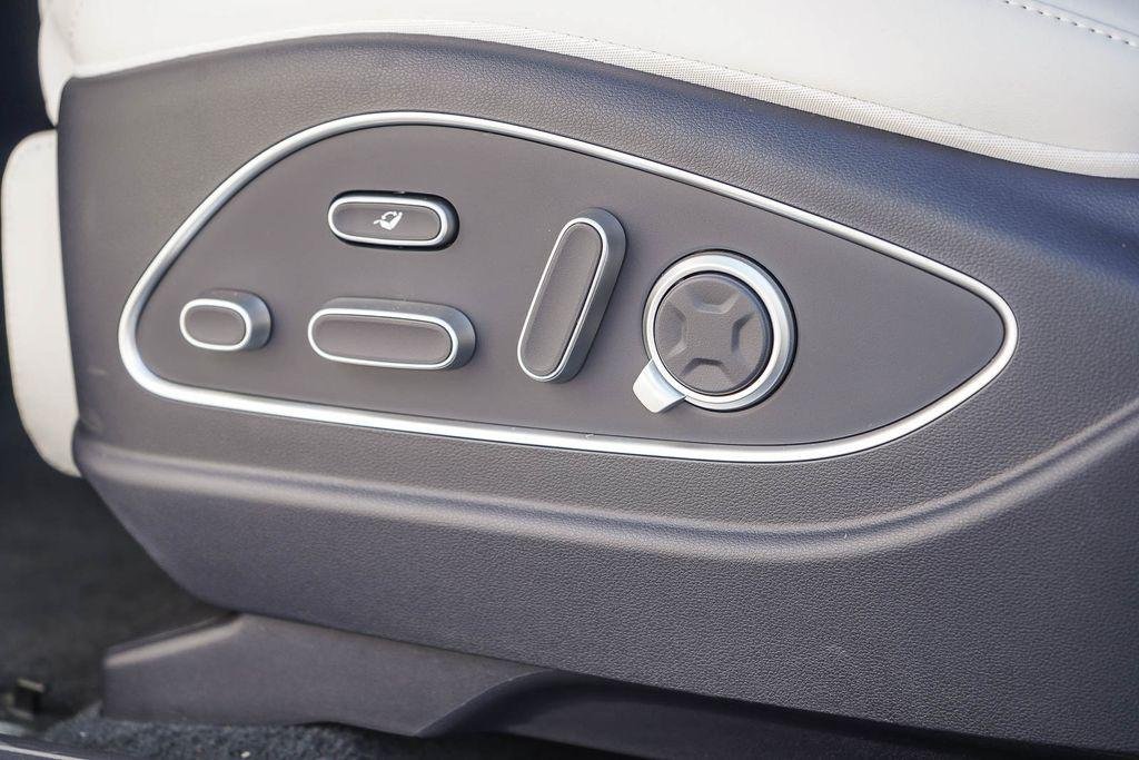 New 2026 Silver Hyundai Calligraphy AWD image 24