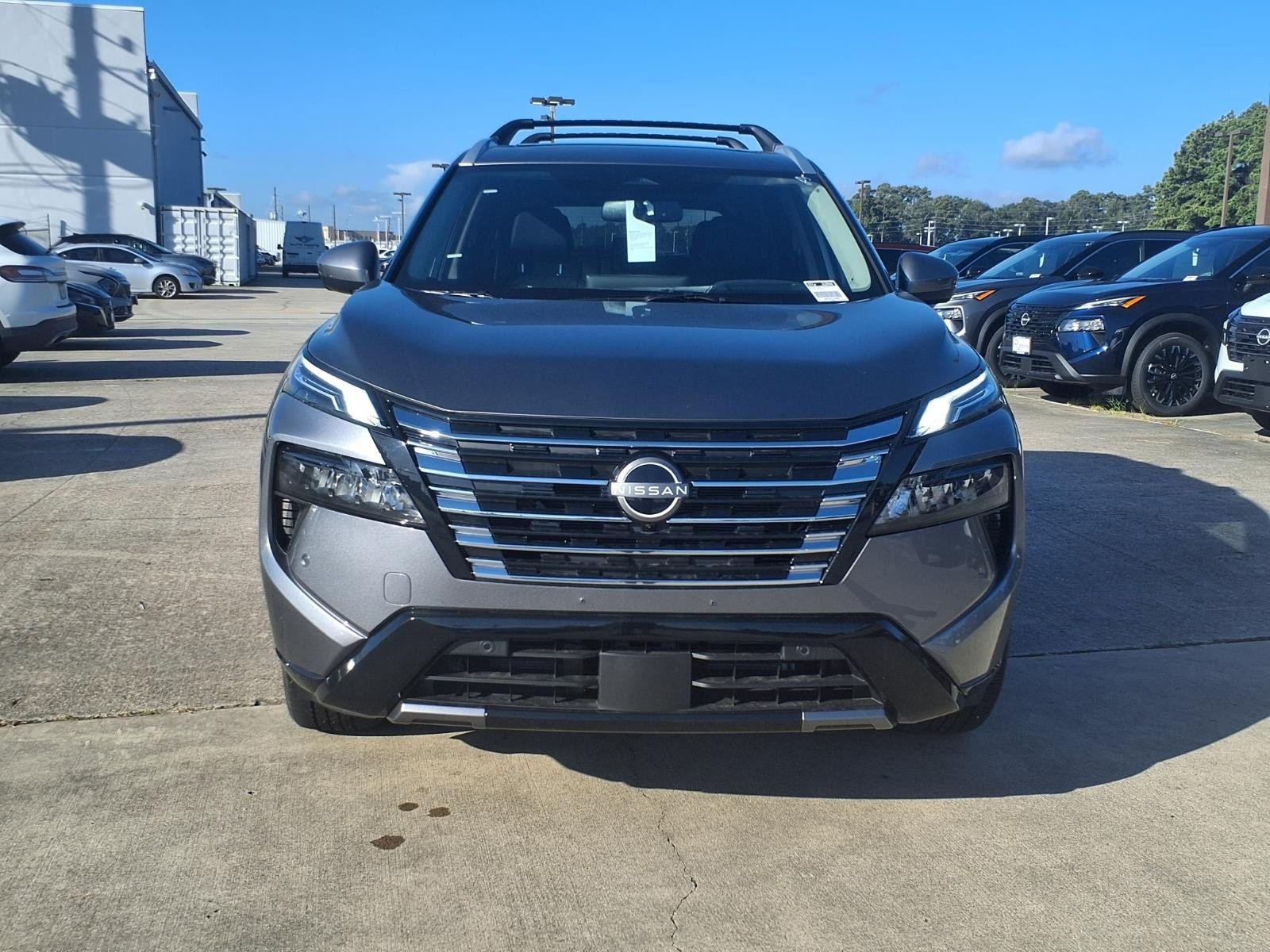 2026 Nissan Rogue photo 7 of 25