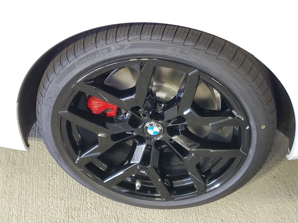 New 2026 Alpine White BMW M440i image 5