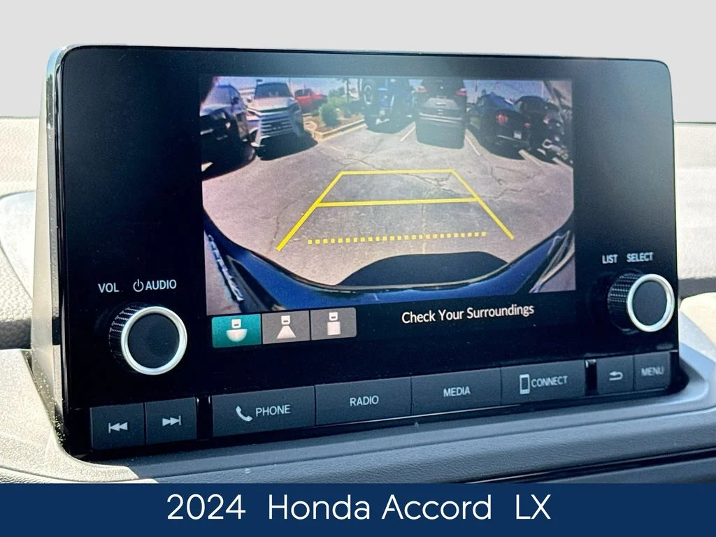 Used 2024  Honda LX image 30