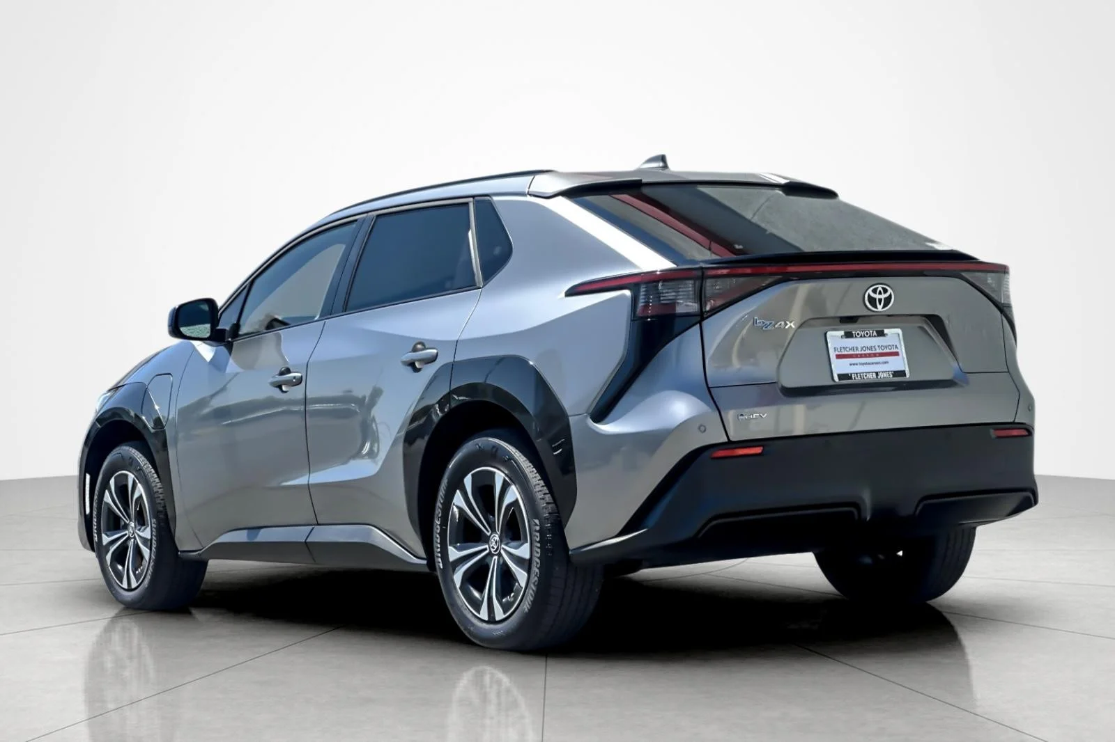 Certified Used 2025 Heavy Metal Toyota XLE image 3