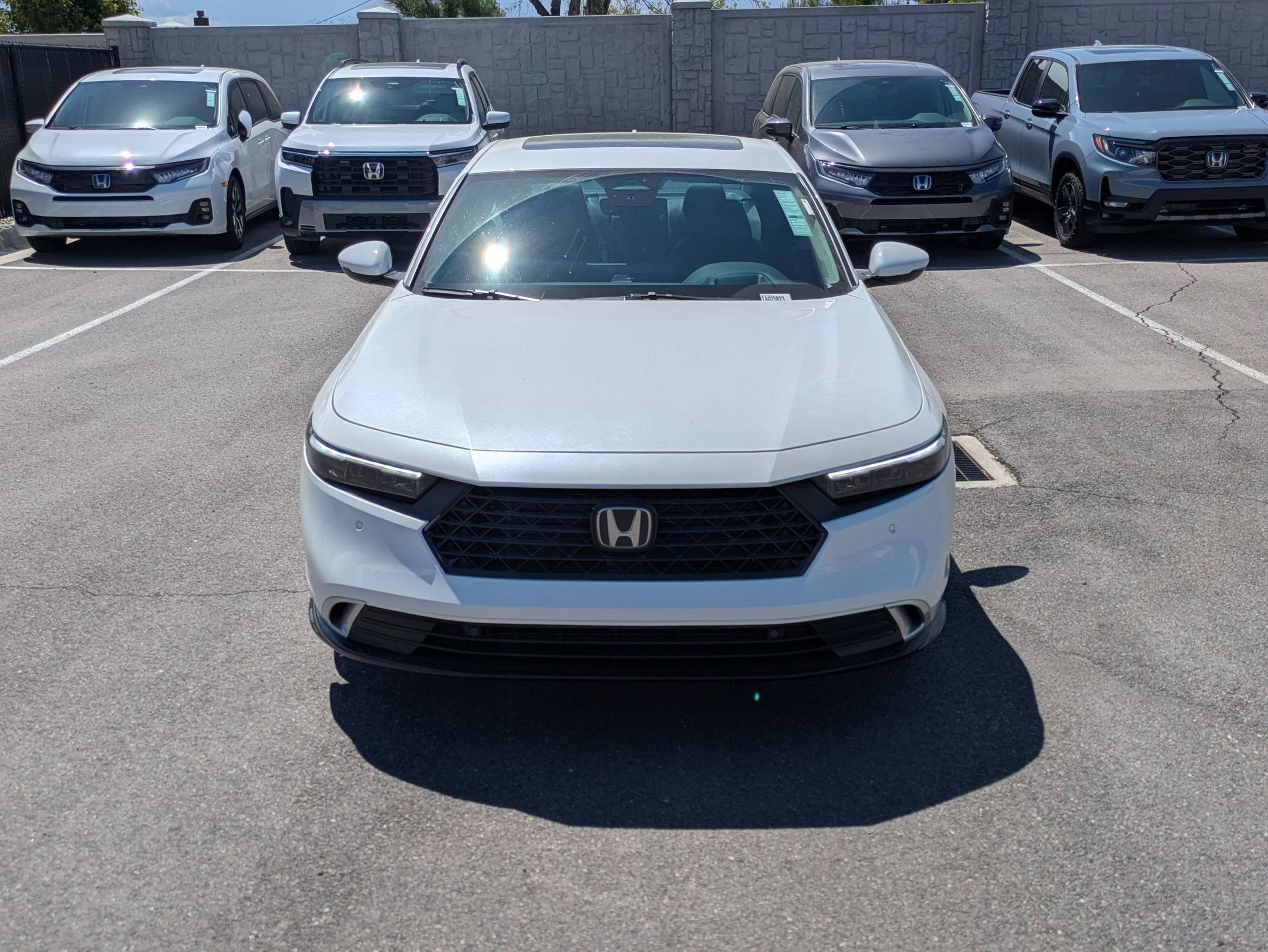 New 2026 Platinum White Pearl Honda Touring image 9