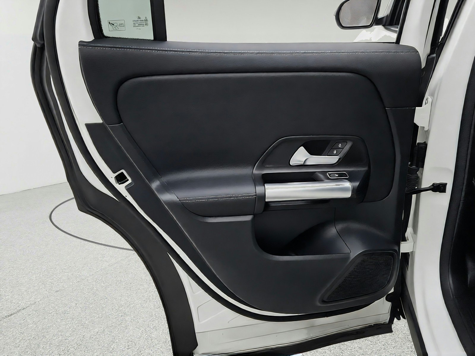 Certified Used 2023 Polar White Mercedes-Benz GLA 250 image 27
