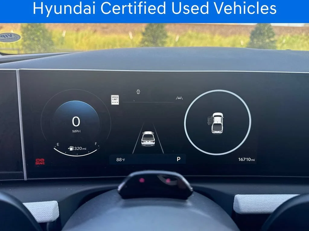 Certified Pre-Owned 2025 Hyundai Santa Cruz Limited