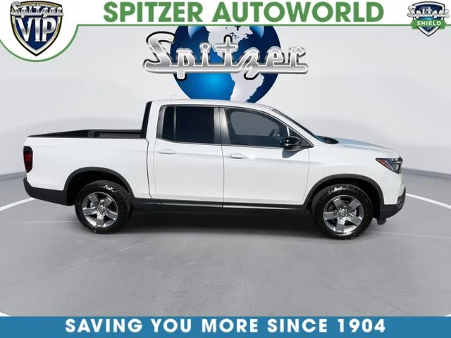 Certified Used 2025 Platinum White Pearl Honda TrailSport image 3