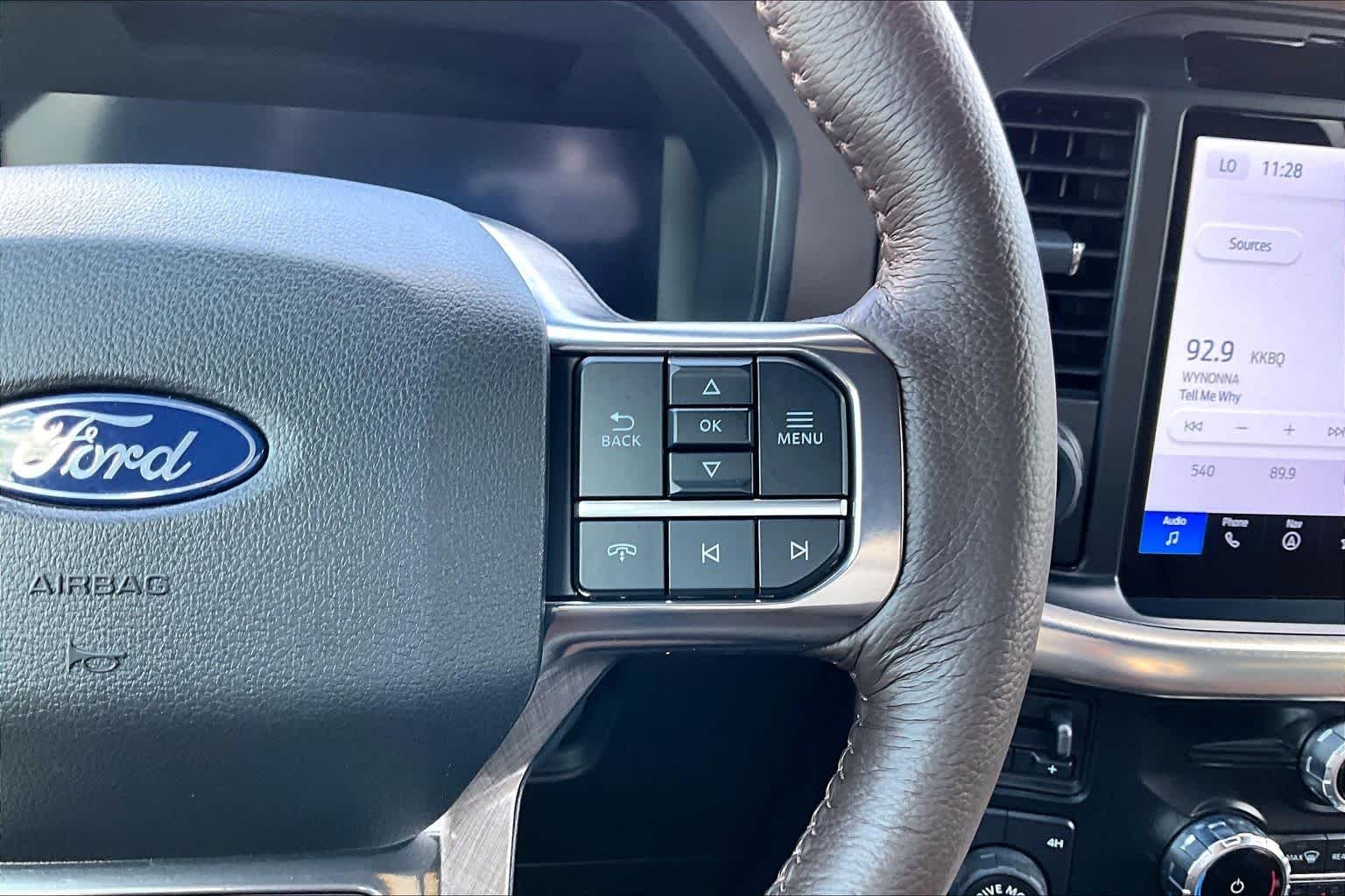 Used 2025 Star White Metallic Tri-Coat/Marsh Gray Ford King Ranch image 24