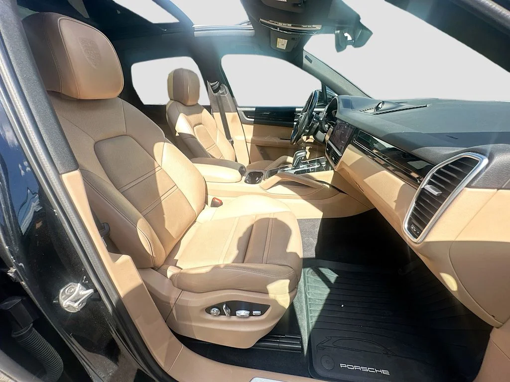 Used 2020 Black Porsche E-Hybrid image 23