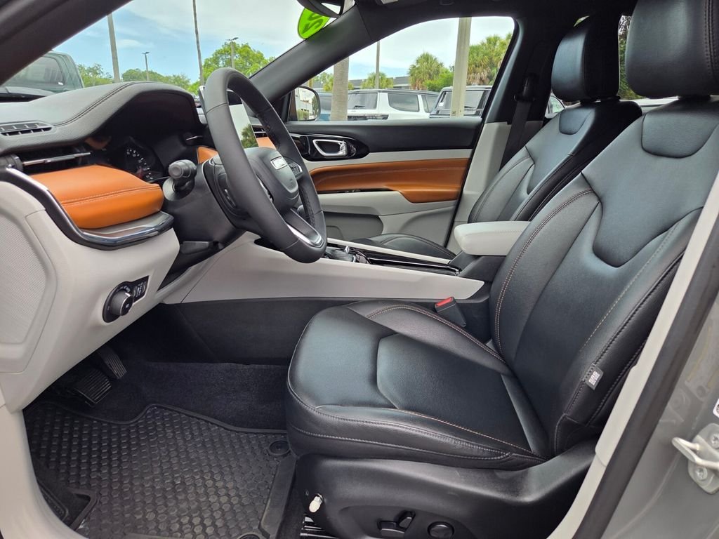 Certified Used 2023 Gray Jeep Limited image 14
