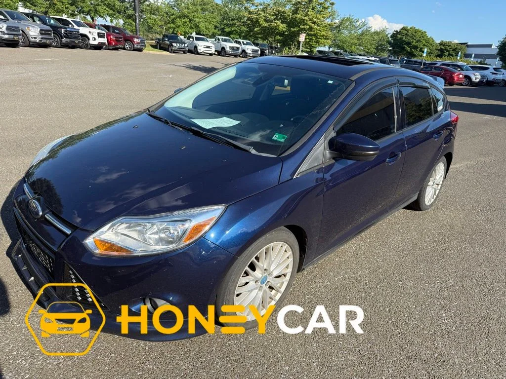 2012 Ford Focus 5 Door Hatch SEL's photo