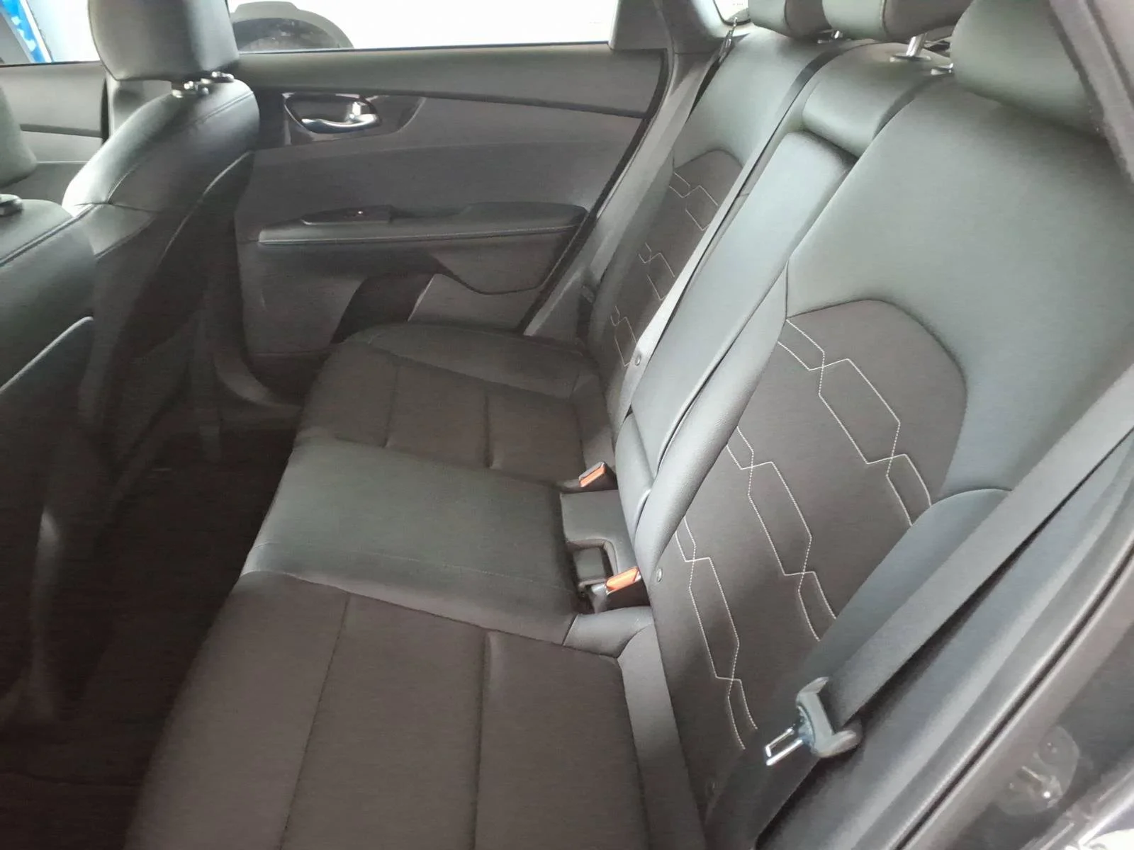 2022 Kia FORTE GT-Line - Photo 13