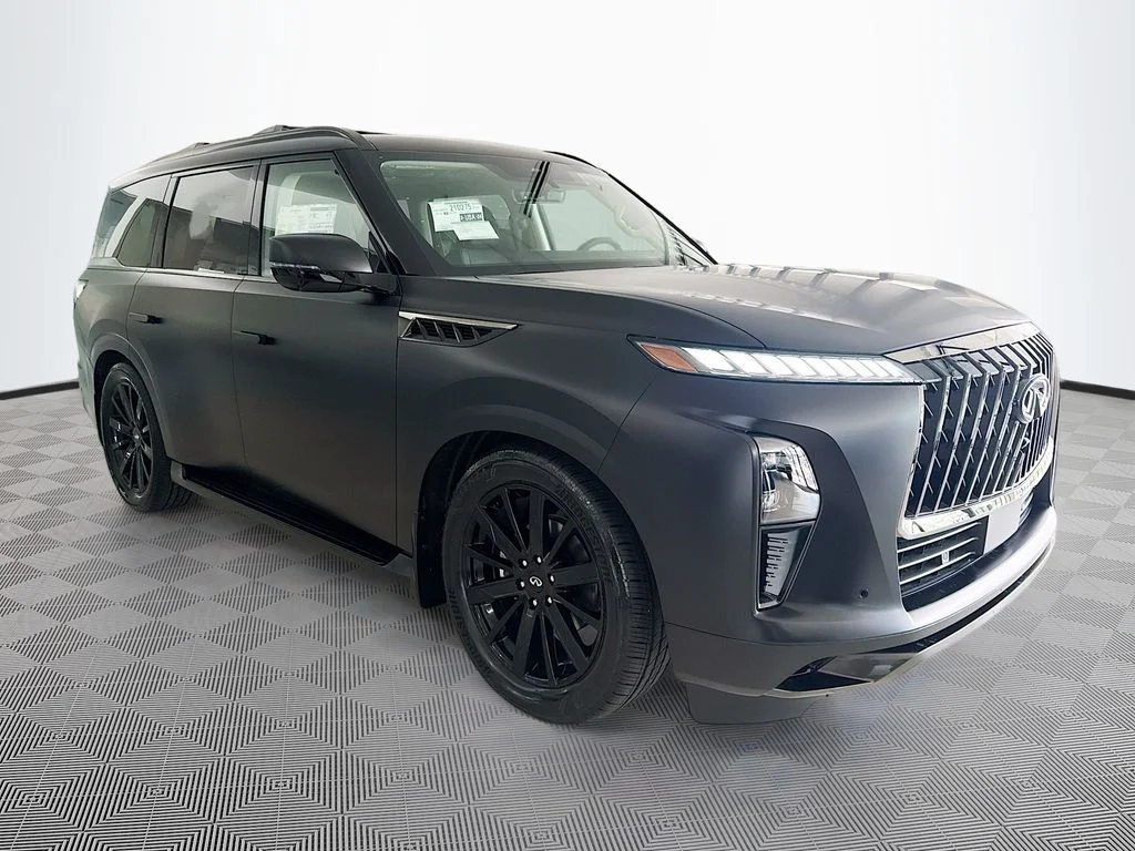 New 2026 BLACK OBSIDIAN INFINITI Luxe 2WD image 3