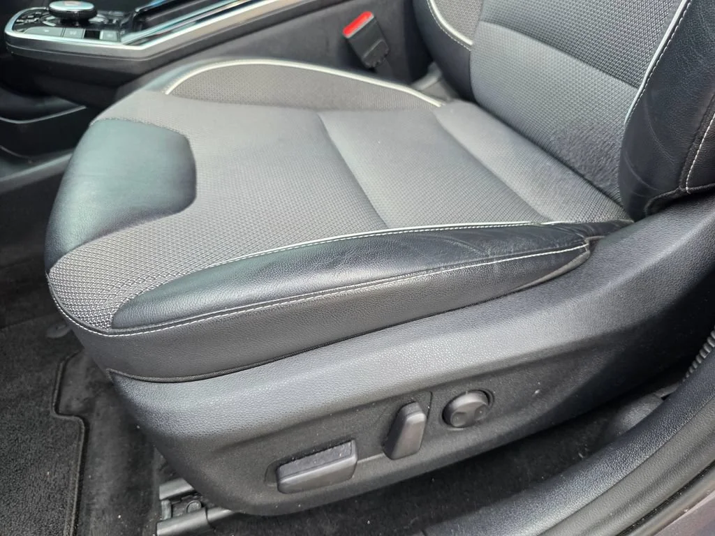 Used 2020 Gray Kia EX image 12
