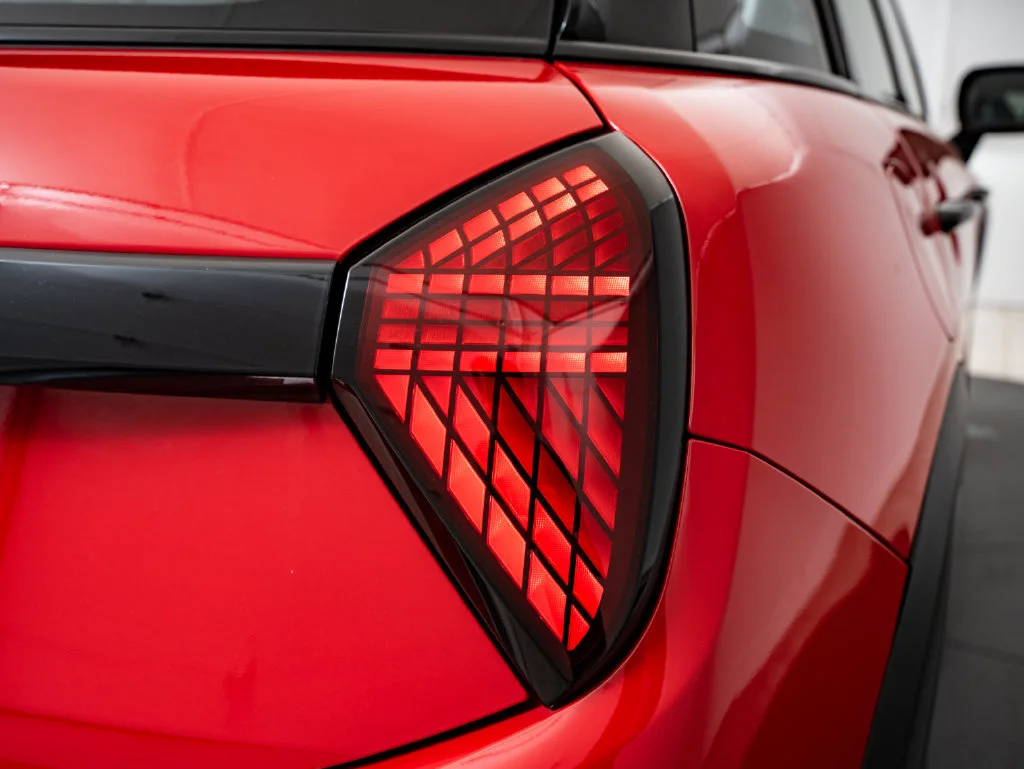 Used 2026 Chili Red Ii MINI Signature image 9
