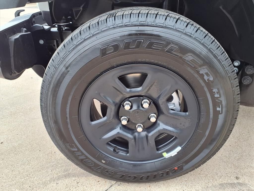 New 2026 Bright White Clear-Coat Exterior Paint Jeep Sport image 9