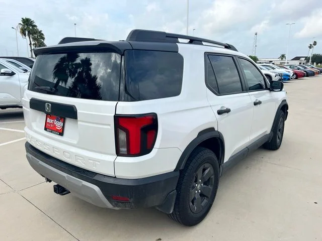 Used 2026 White Honda RTL Towing image 4