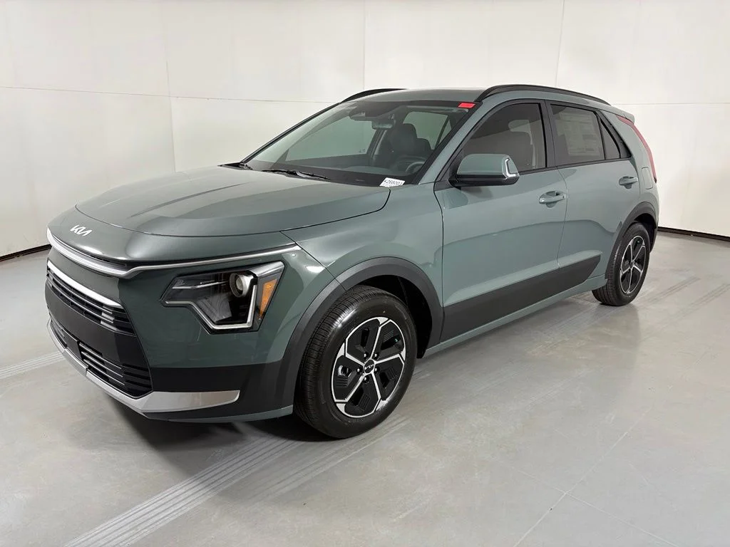 New 2026 Cityscape Green Kia EX image 4