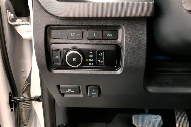2024 Ford F-350 Super Duty Platinum - Photo 38