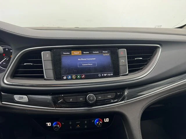 Used 2021 White Frost Tricoat Buick Essence image 5