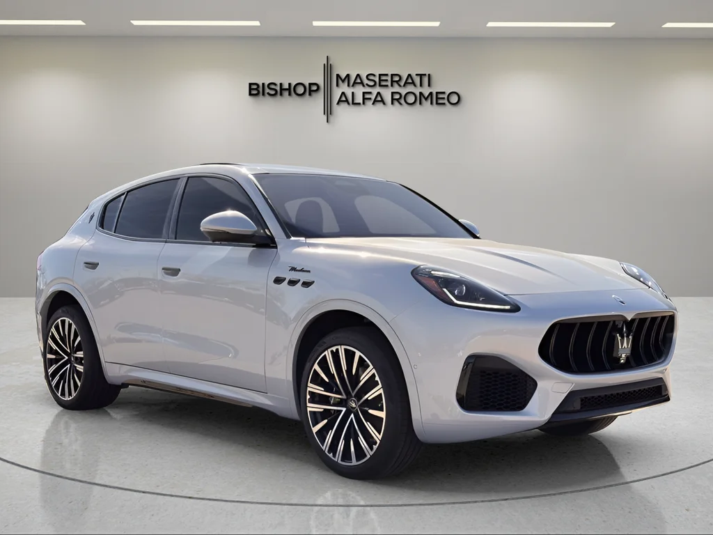 New 2025 White Maserati Modena image 2