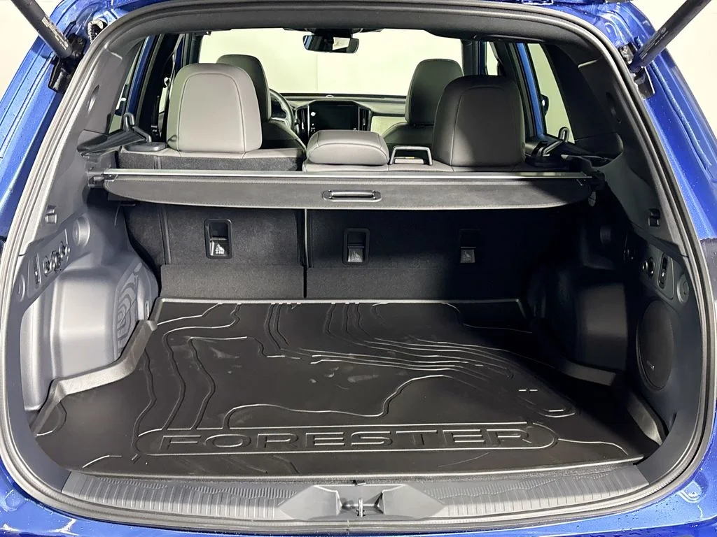 New 2026 DAYBREAK BLUE PEARL Subaru Limited image 22