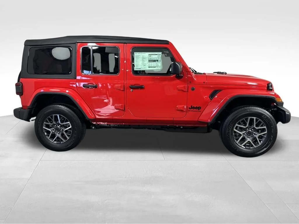 New 2026 Firecracker Red Clear-Coat Exterior Paint Jeep Sahara image 11