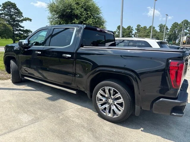 Used 2024 Black GMC Denali image 2