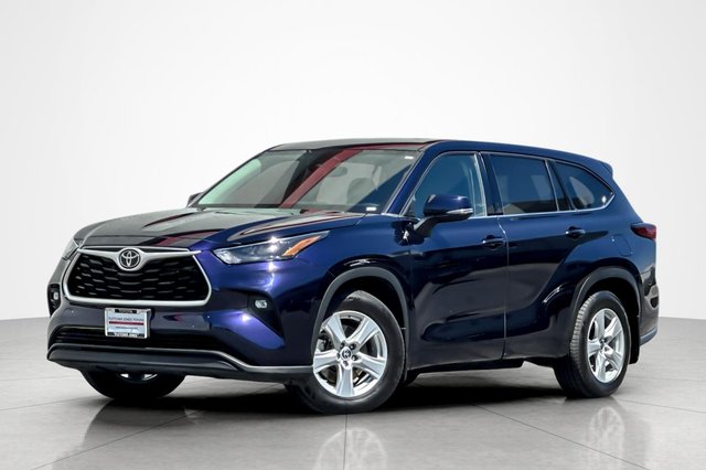 2022 Toyota Highlander LE