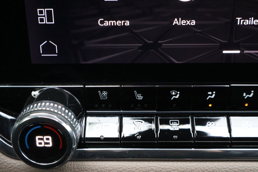 2025 GMC Canyon Denali - Photo 22