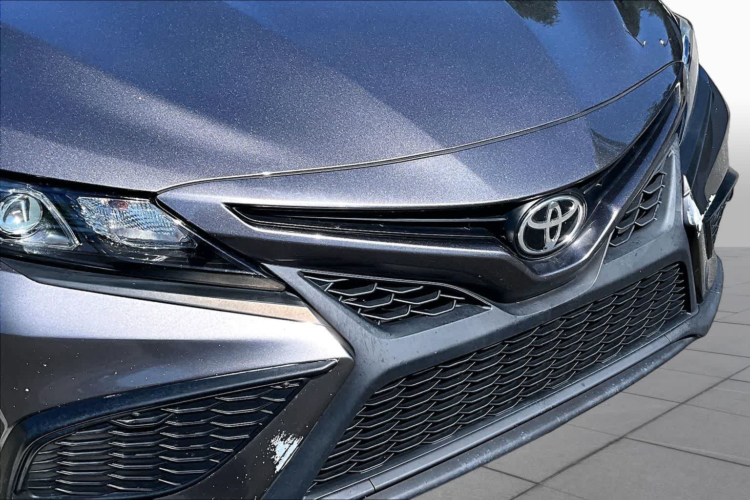 Used 2022 PREDAWN GRAY MICA Toyota SE Nightshade image 29