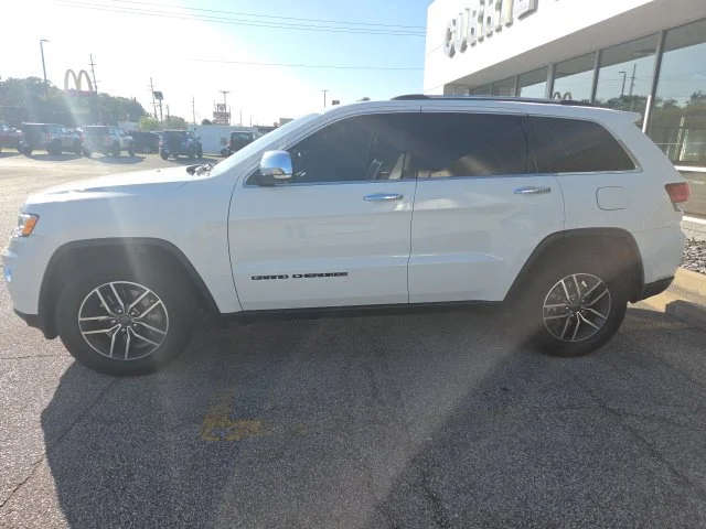 Certified Used 2021 White Jeep Limited image 3
